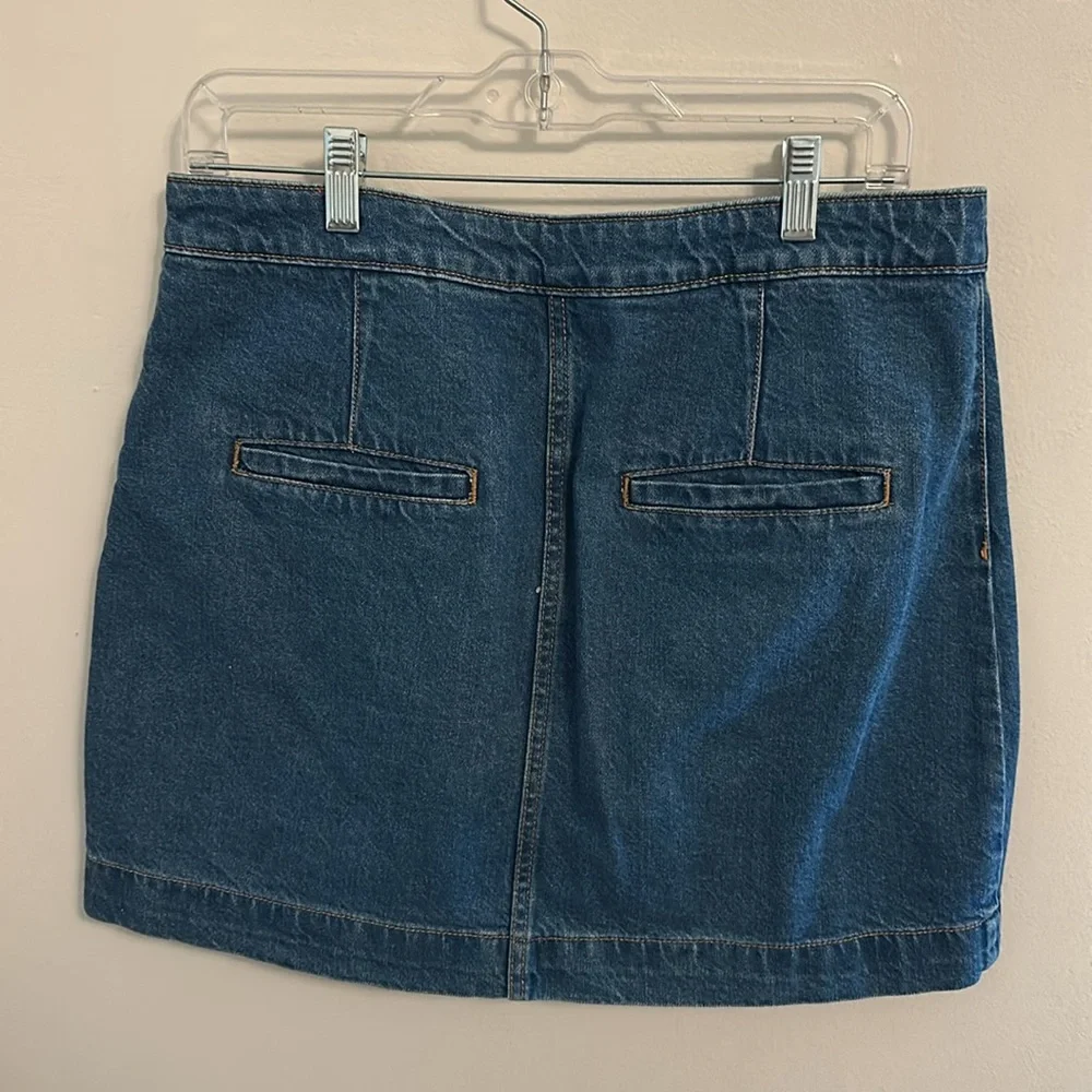 Free people denim button up skirt size 30 - Picture 2 of 3